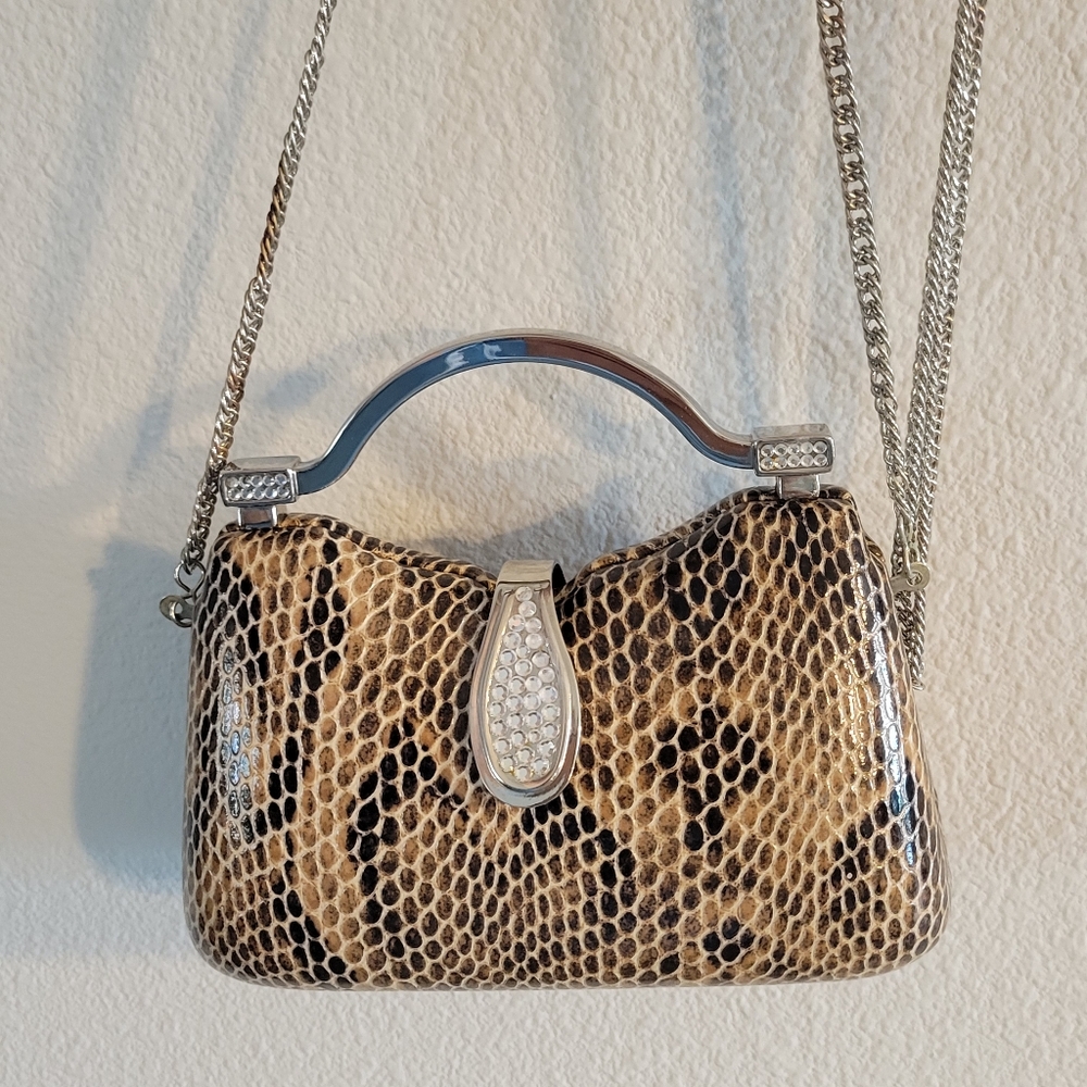 Vintage Alligator Small  Handbag/Solderbag, chain Strap. - Picture 8 of 10